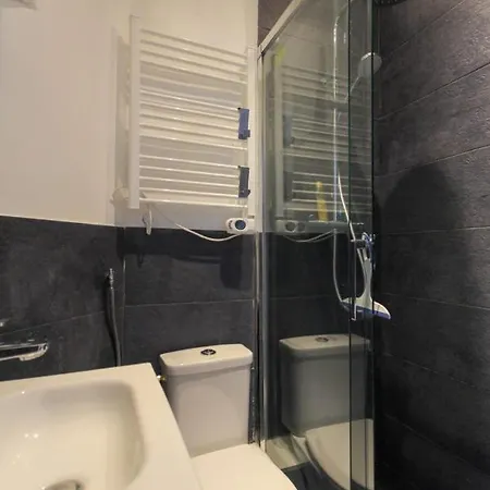 Nice 33 M For 2 Near Parc Clichy-Batignolles Párizs